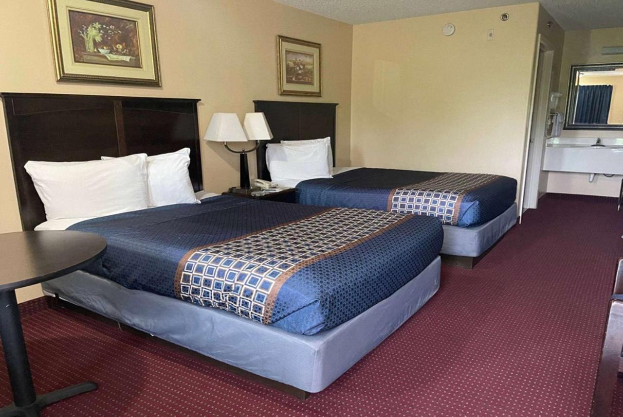 Carom Inn Denham Springs-Batonrouge Екстериор снимка