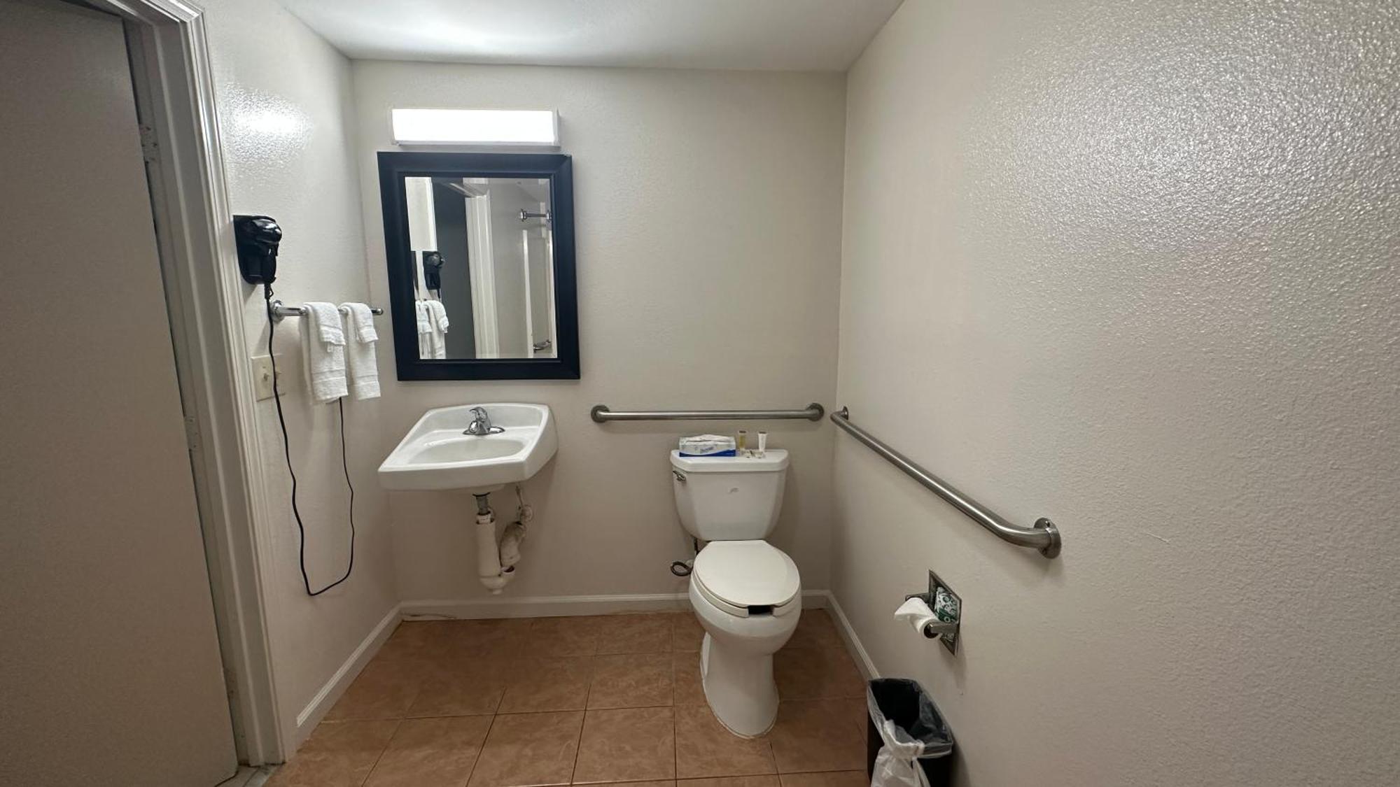 Carom Inn Denham Springs-Batonrouge Екстериор снимка