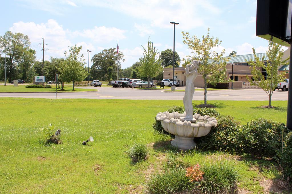Carom Inn Denham Springs-Batonrouge Екстериор снимка