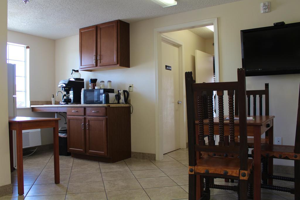 Carom Inn Denham Springs-Batonrouge Екстериор снимка