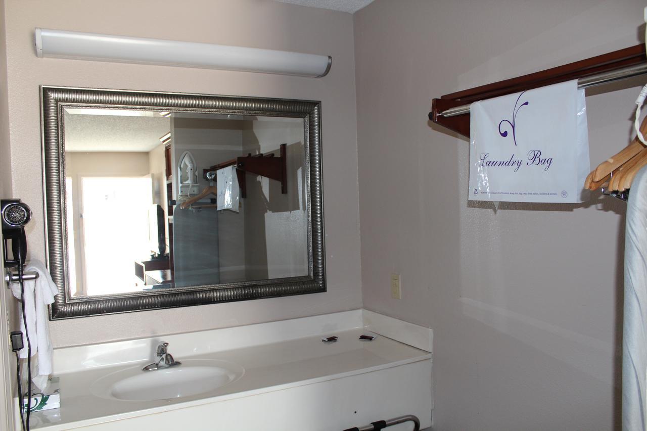 Carom Inn Denham Springs-Batonrouge Екстериор снимка