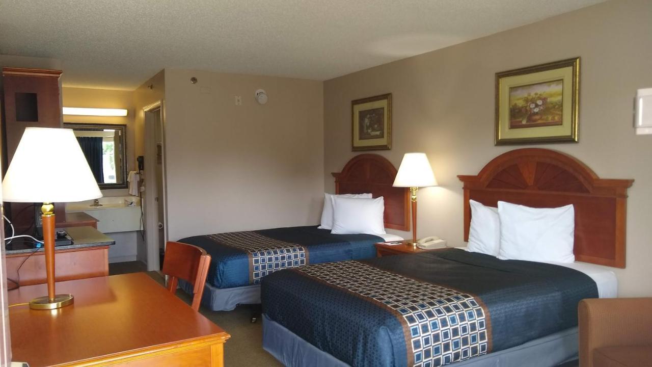 Carom Inn Denham Springs-Batonrouge Екстериор снимка
